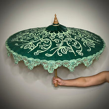 Load image into Gallery viewer, SAN PEDRO (laced in green)