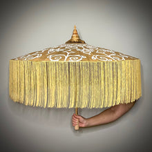 Load image into Gallery viewer, DATURA (fringed in gold)